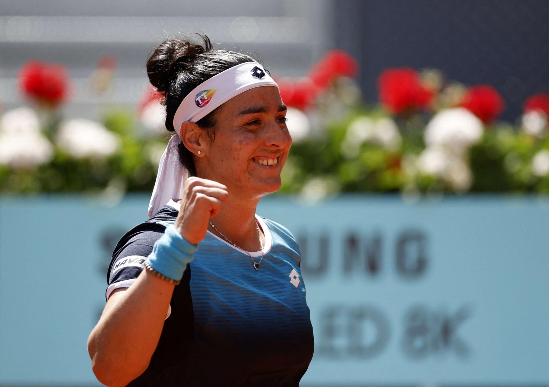 لاعبة التنس التونسية تحقق فوزها الثاني على الروسية إيكاتيرينا ألكسندروفا