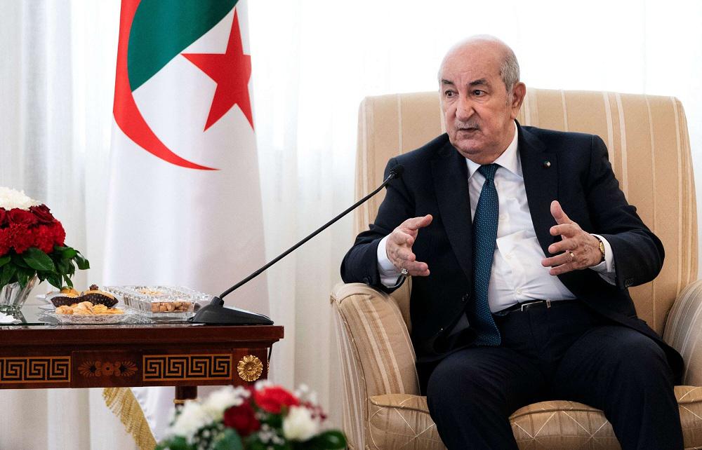 قرار تبون باعفاء وزير المالية من منصبه بعد 3 اشهر يأتي في خضم اضطراب مالي تعيشه الجزائر منذ فترة طويلة