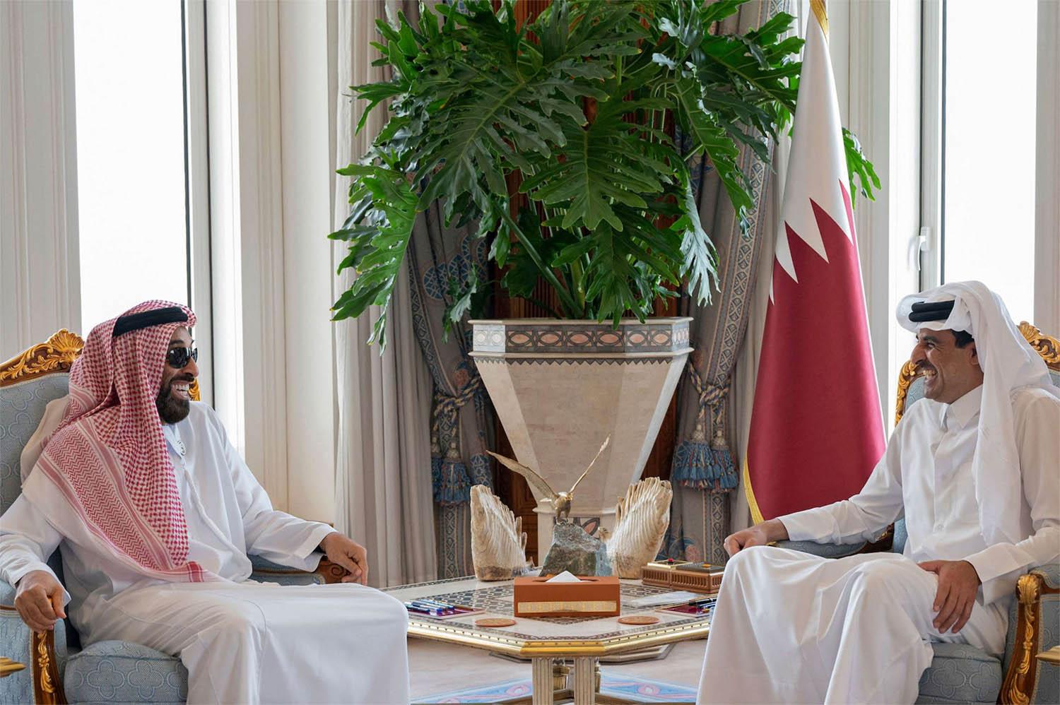 Sheikh Tahnoon received by Sheikh Tamim