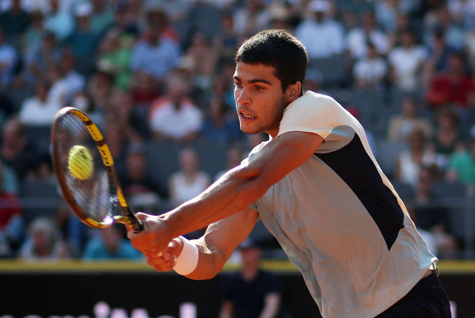 فوز جديد لألكاراس