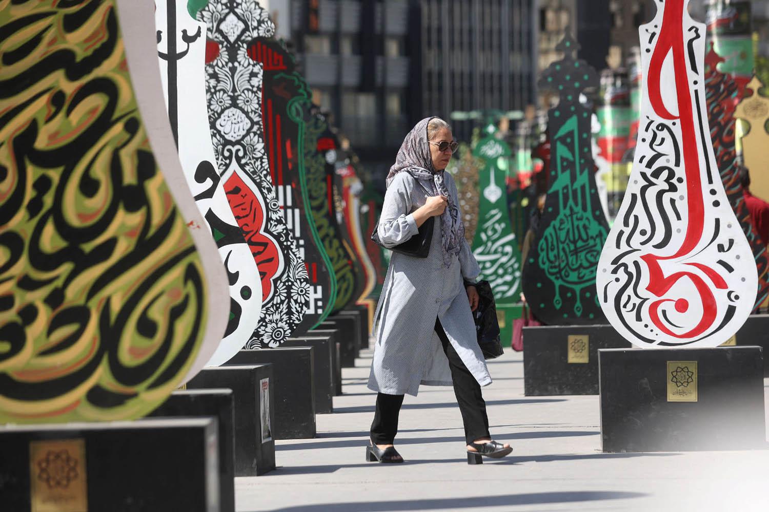 مشاهد احتفالية في الأسواق الإيرانية بمناسبة عاشوراء