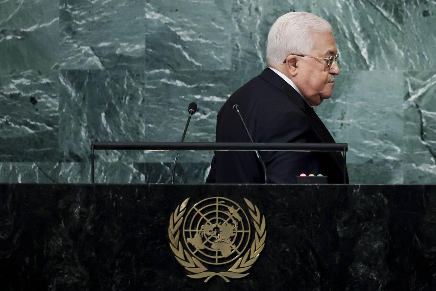 الرئيس الفلسطيني محمود عباس بعد القائه الكلمة في الجمعية العامة للأمم المتحدة