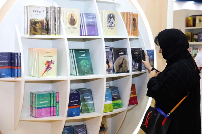 لا نحتاج فقط إلى المزيد من الترجمة، بل من الضروري أن نتأنى بالاختيارات.