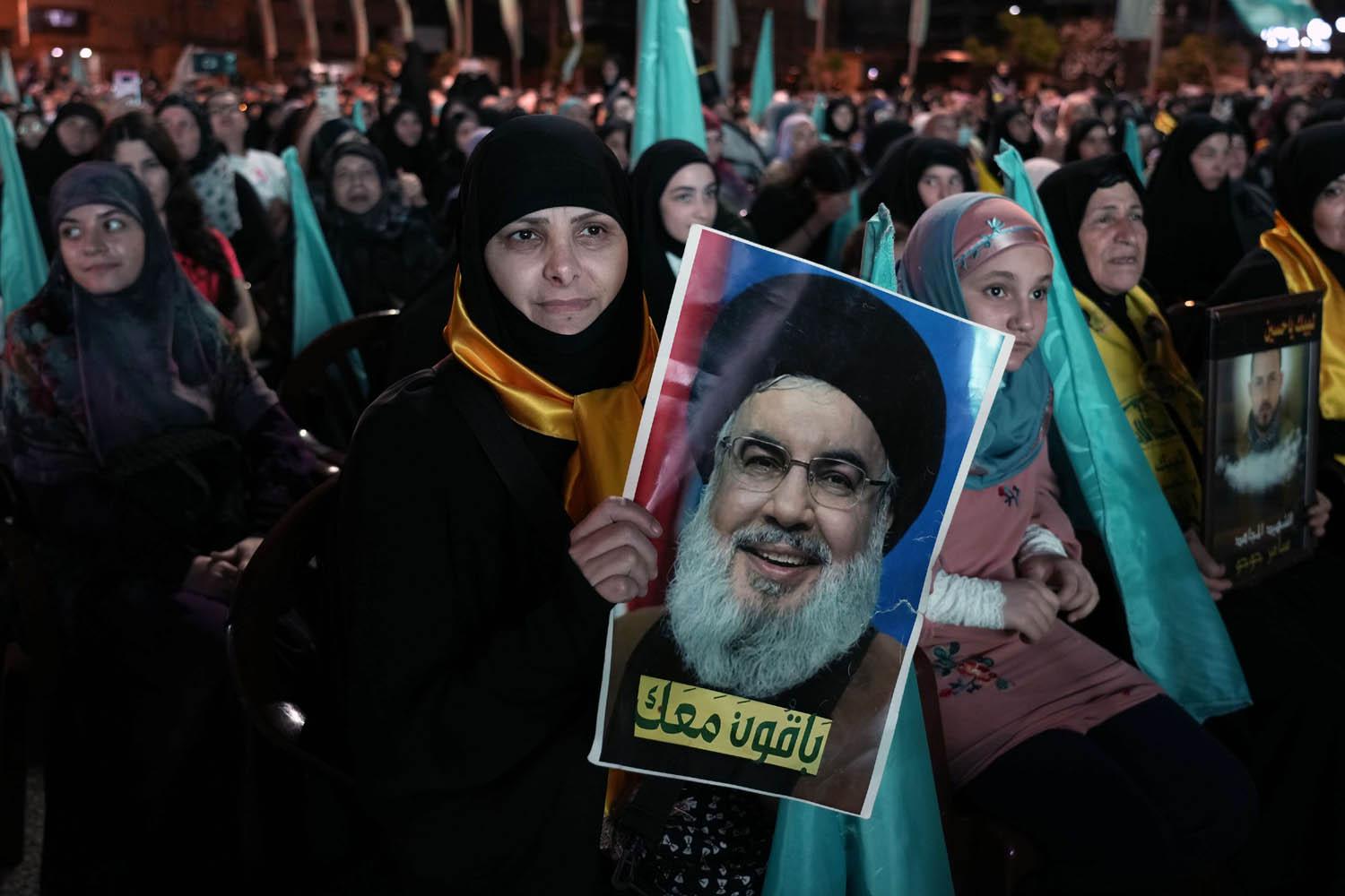 تجمع لناشطات في حزب الله في بيروت