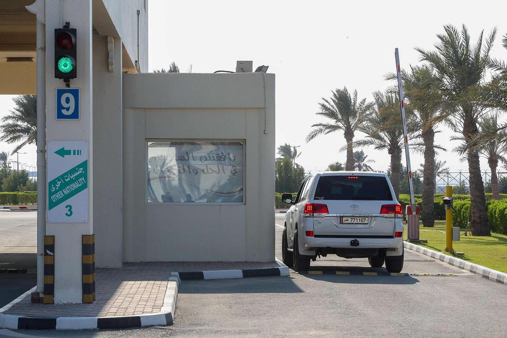 السعودية قامت بتطوير البنية التحتية للنقل الجوي والبري واتخذت اجراءات لتهسيل عبور جماهير المونديال للاقامة في أراضيها