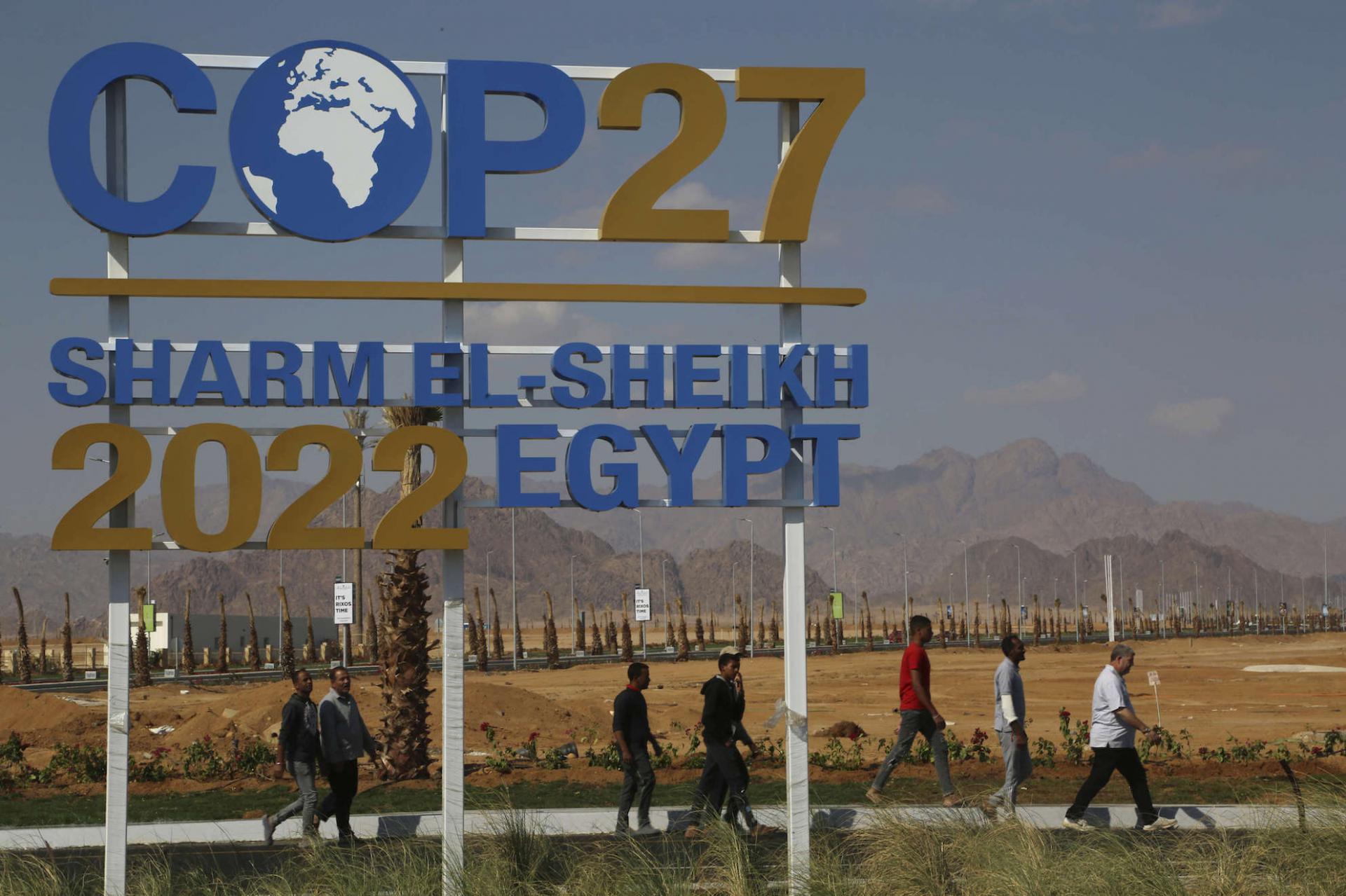تركز أعمال كوب27 على ثلاث أولويات متداخلة هي الانبعاثات والمساءلة والمال.