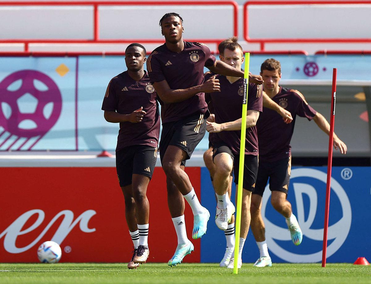 ألمانيا مرشحة بحصد نقاط الفوز