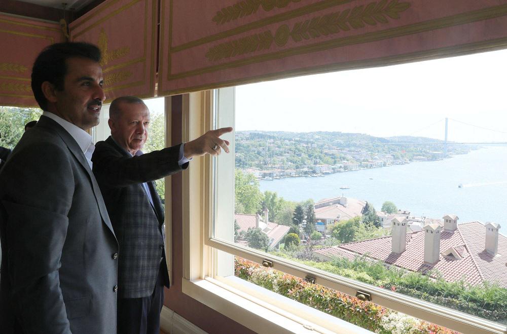 أردوغان يلجأ للدول الحليفة لمساعدته في الخروج من أزمة اقتصادية لها تأثير قوي على حظوظه في الانتخابات القادمة