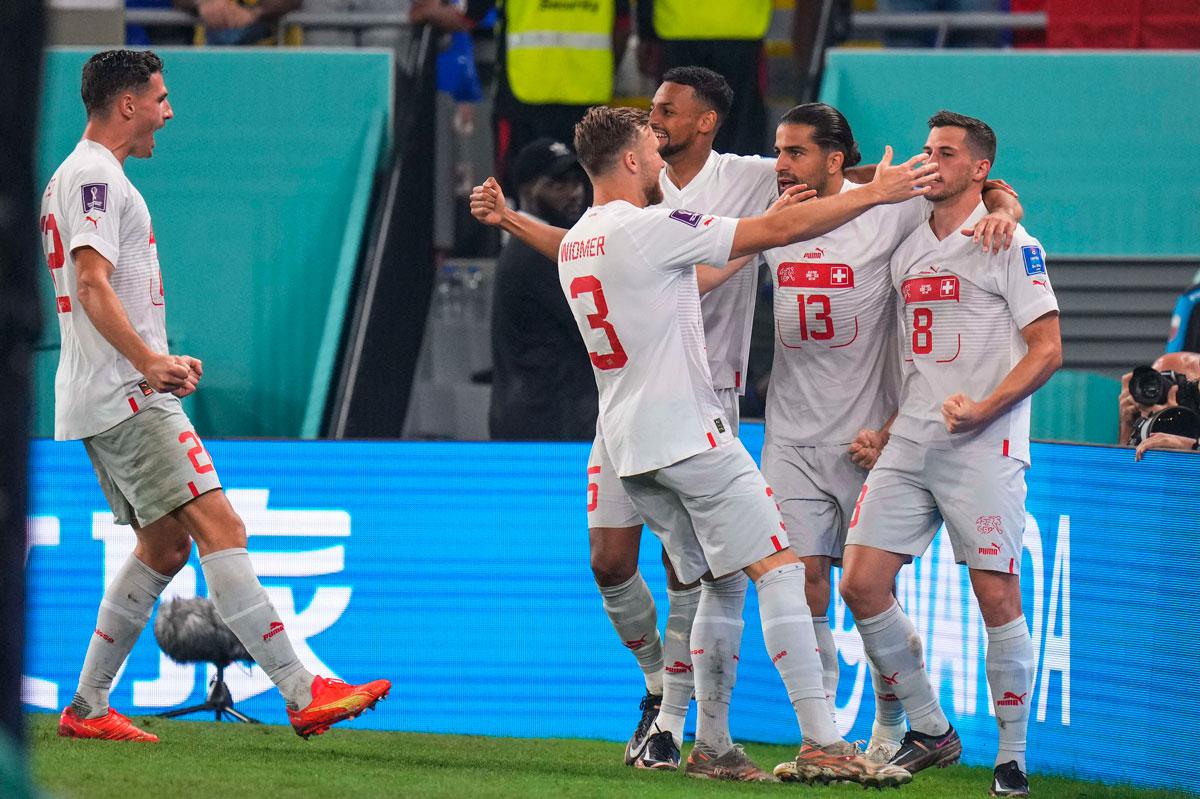المنتخب السويسري يرتقي لمركز الوصيف خلف البرازيلي