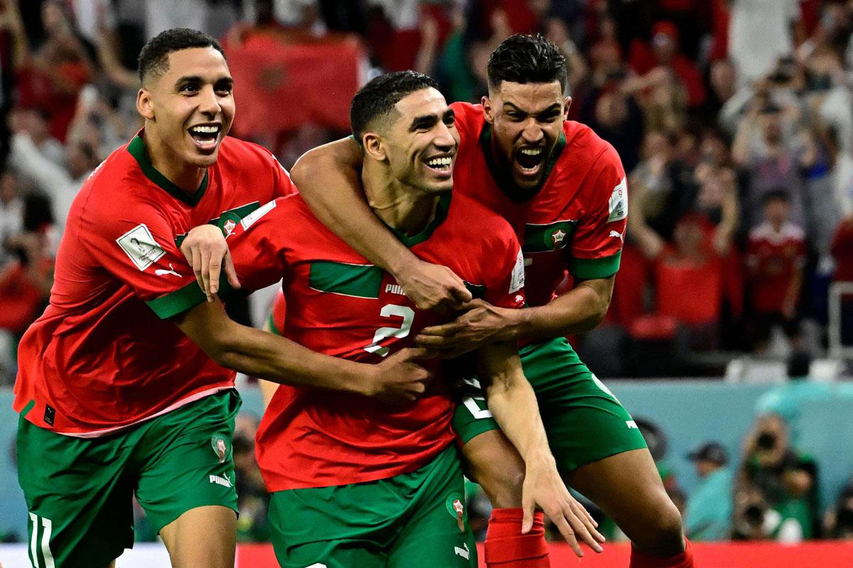 المدافع المغربي مغرم بالانطلاقات السريعة مع الحفاظ على الانضباط في الدفاع
