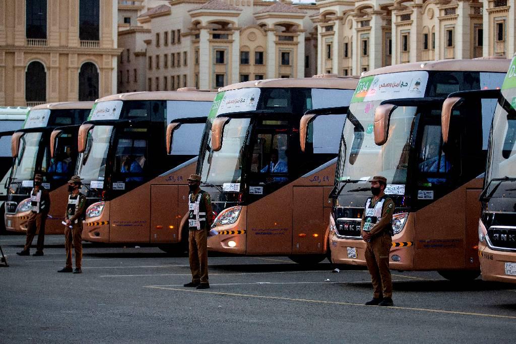 السعودية تريد النسج على منوال دول خليجية