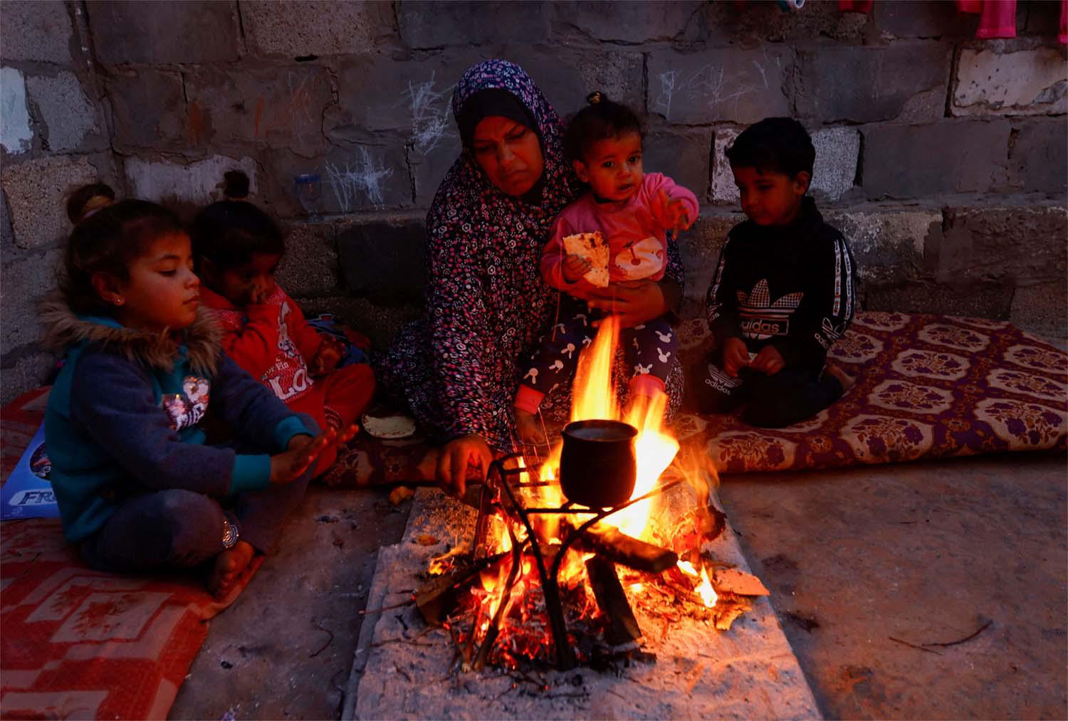 No money to fill cooking gas
