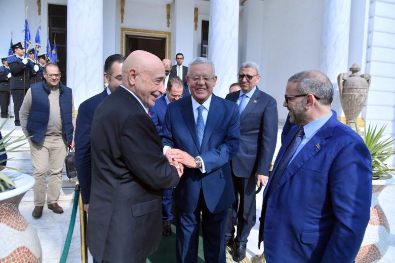 خطوات للتقارب لكنها تواجه بالعديد من العراقيل