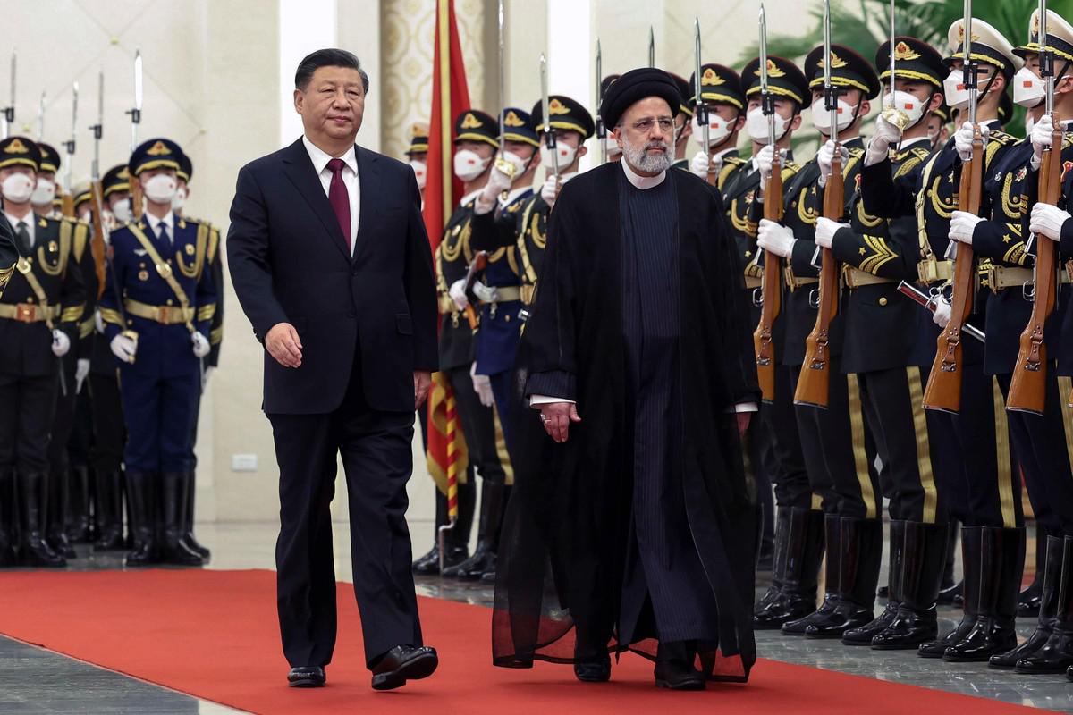 الغرب يمارس ضغوطًا على ايران والصين بسبب مواقفهما حيال غزو روسيا لأوكرانيا 