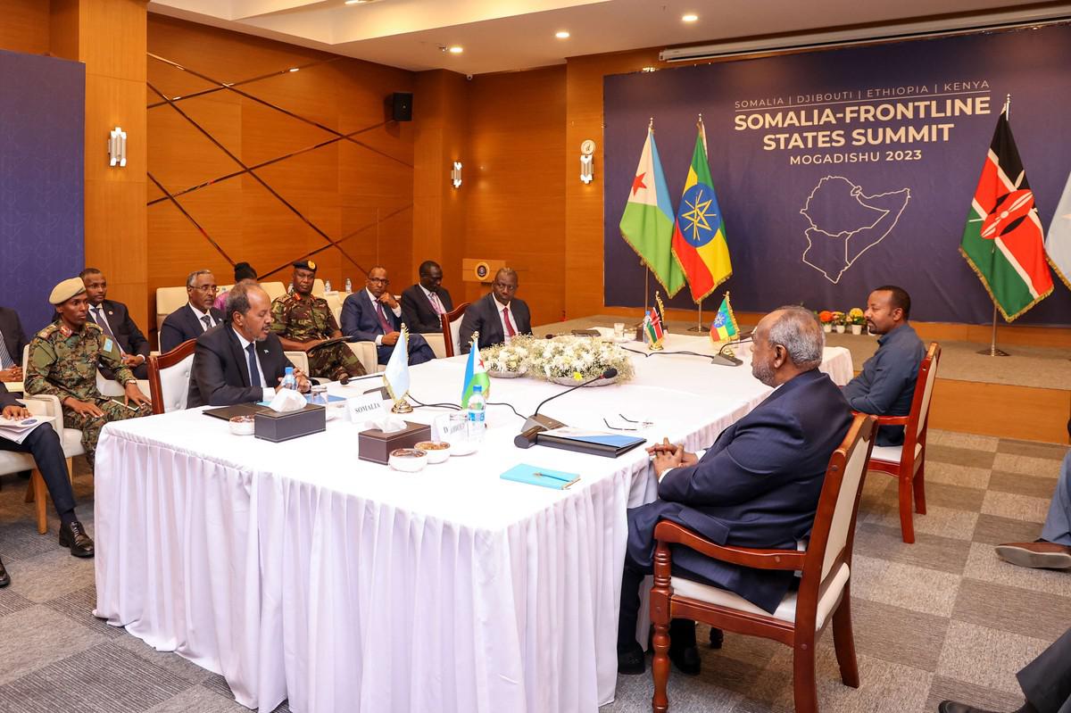 قمة دول الجوار الصومالي تبحث سبل تعزيز التعاون في مواجهة الإرهاب