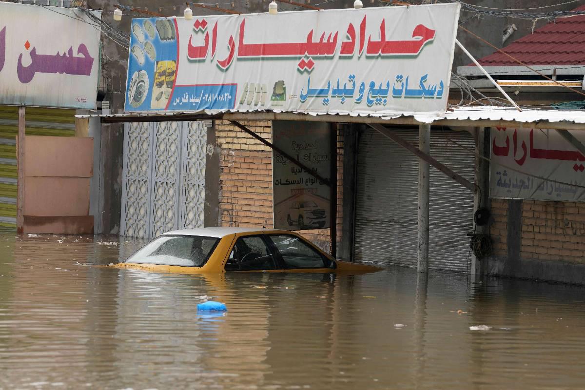 فيضان في النجف بعد امطار غزيرة