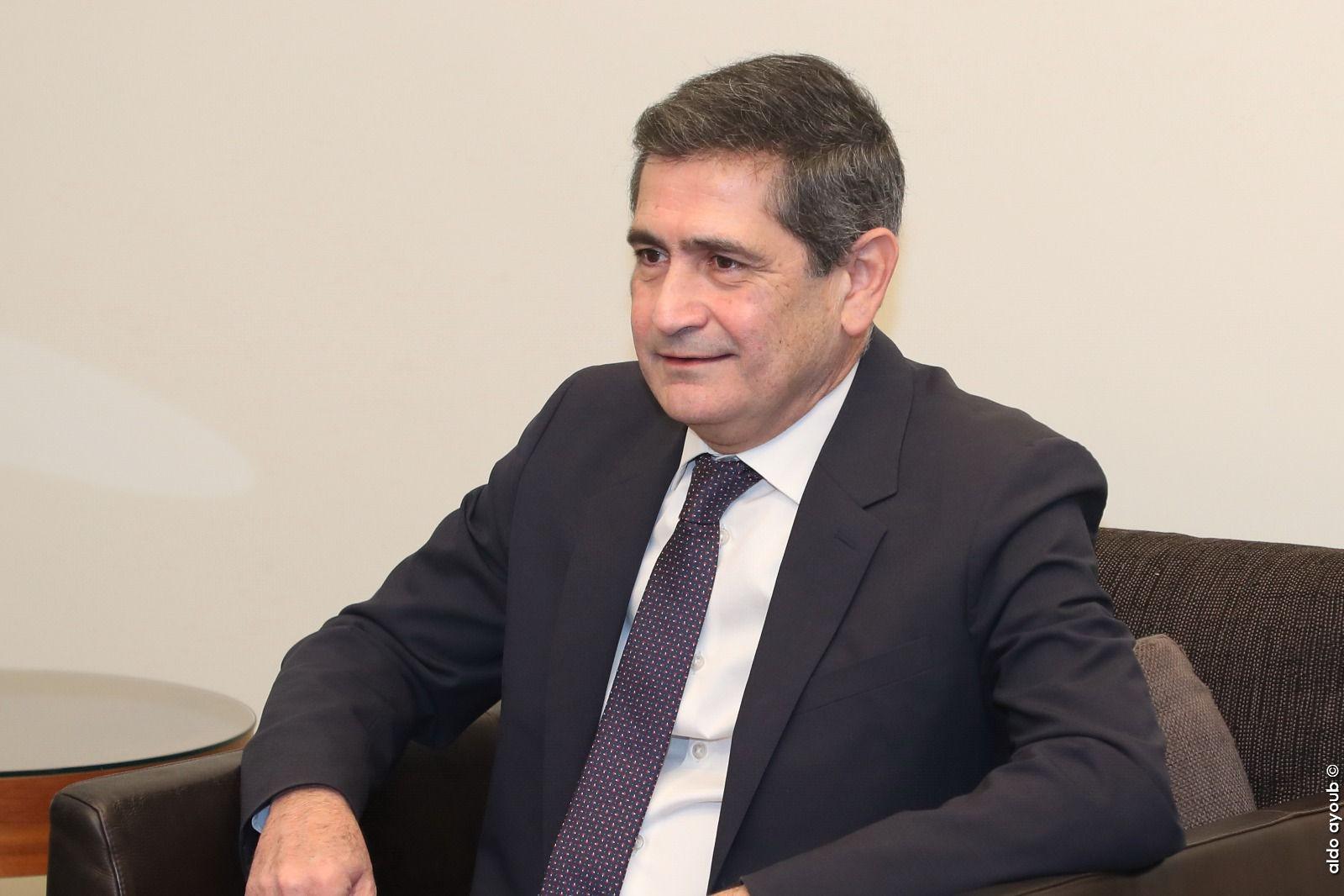 "تغريدتي أخذت منحى على غير محمله وبعدا فقهيا أو دينيا.. هي أتت بإطار سياسي صرف"