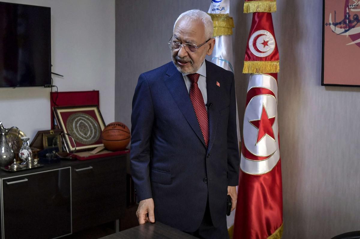 الغنوشي ينفي جميع الاتهامات واصفا القضايا بـ"المفبركة"