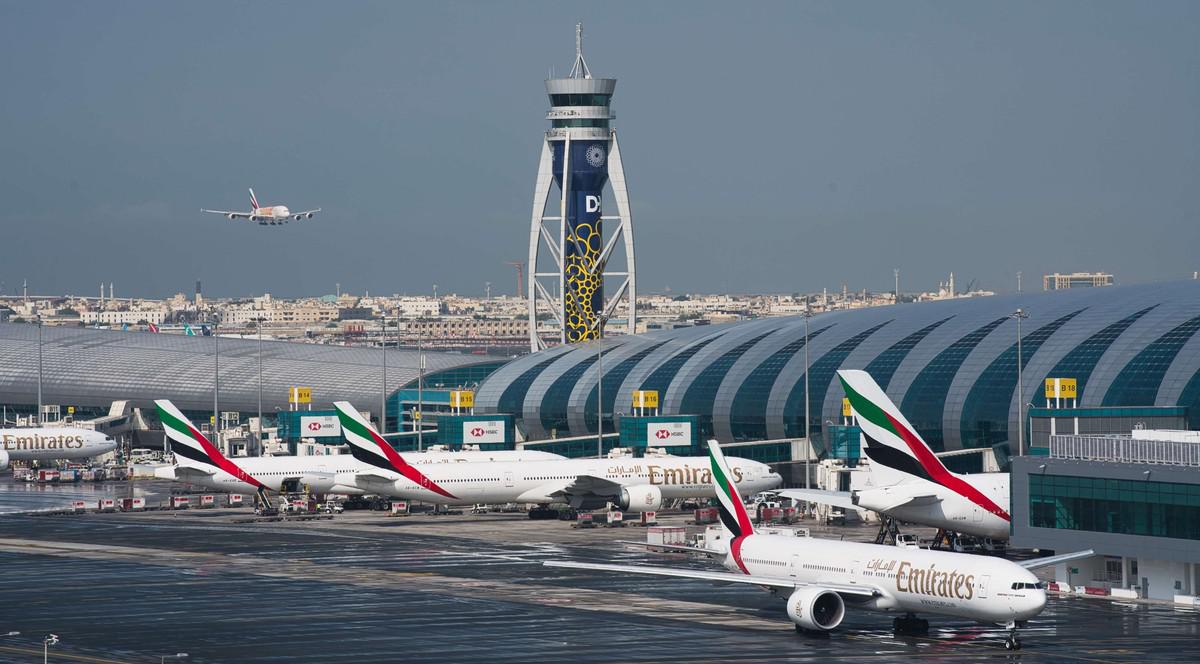 طيران الامارات تعزز اسطولها بنحو 165 طائرة