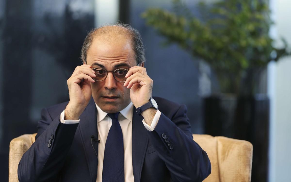جهاد أزعور ينافس فرنجية في سباق الرئاسة