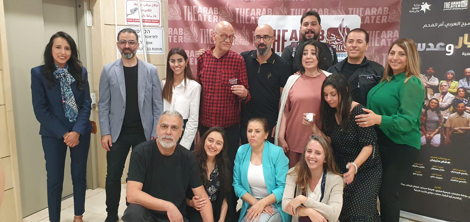 'كافيار وعدس'
