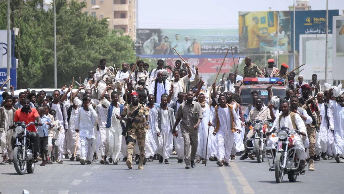 السودان ينفتح على أكثر السيناريوهات دموية مع تحريض على تسليح القبائل