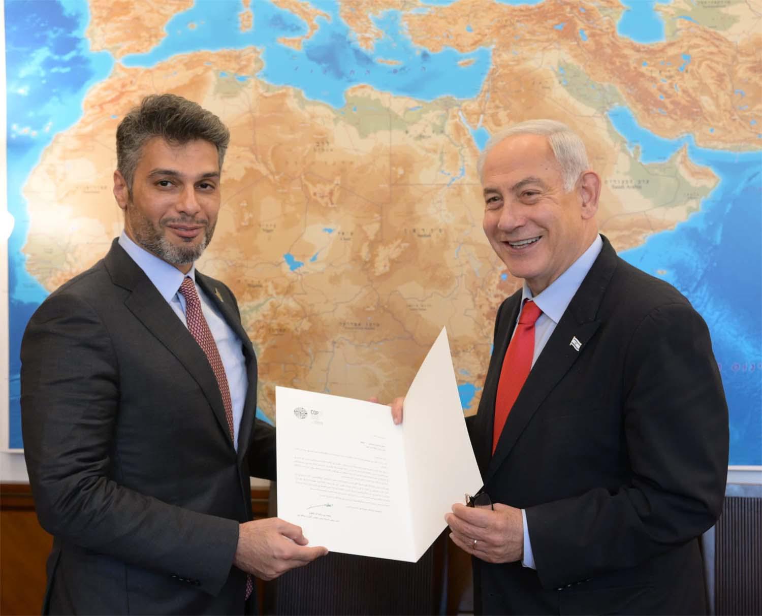 The invitation being handed over to Netanyahu
