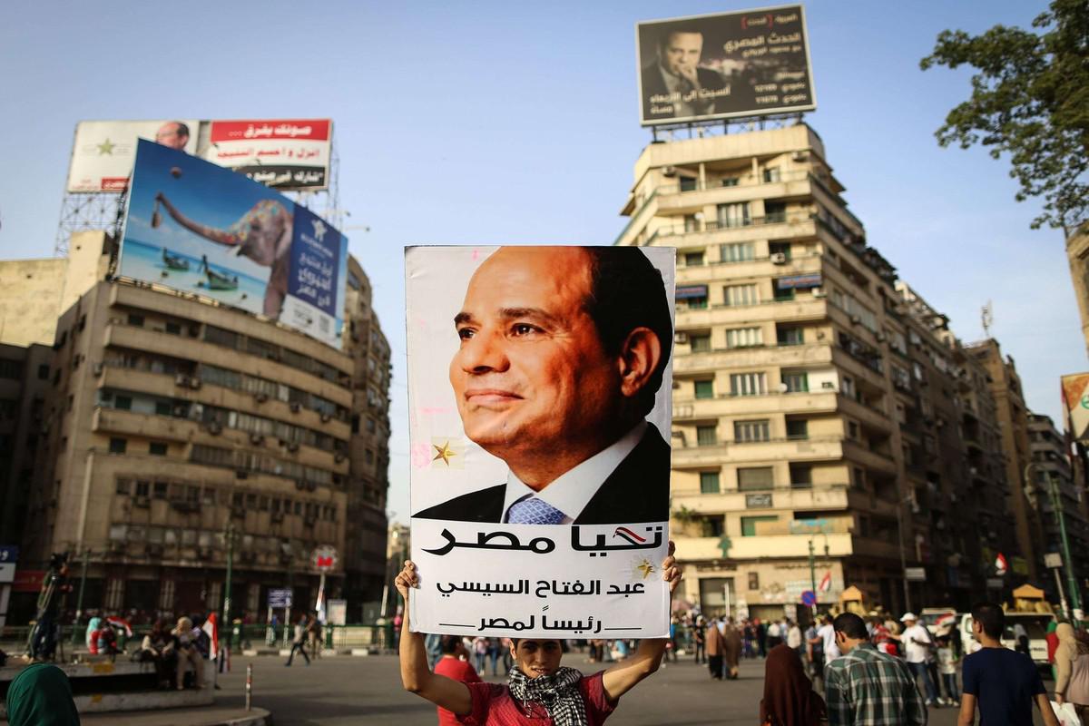 السيسي لن يواجه مرشحين اقوياء قادرين على اقناع الناخب