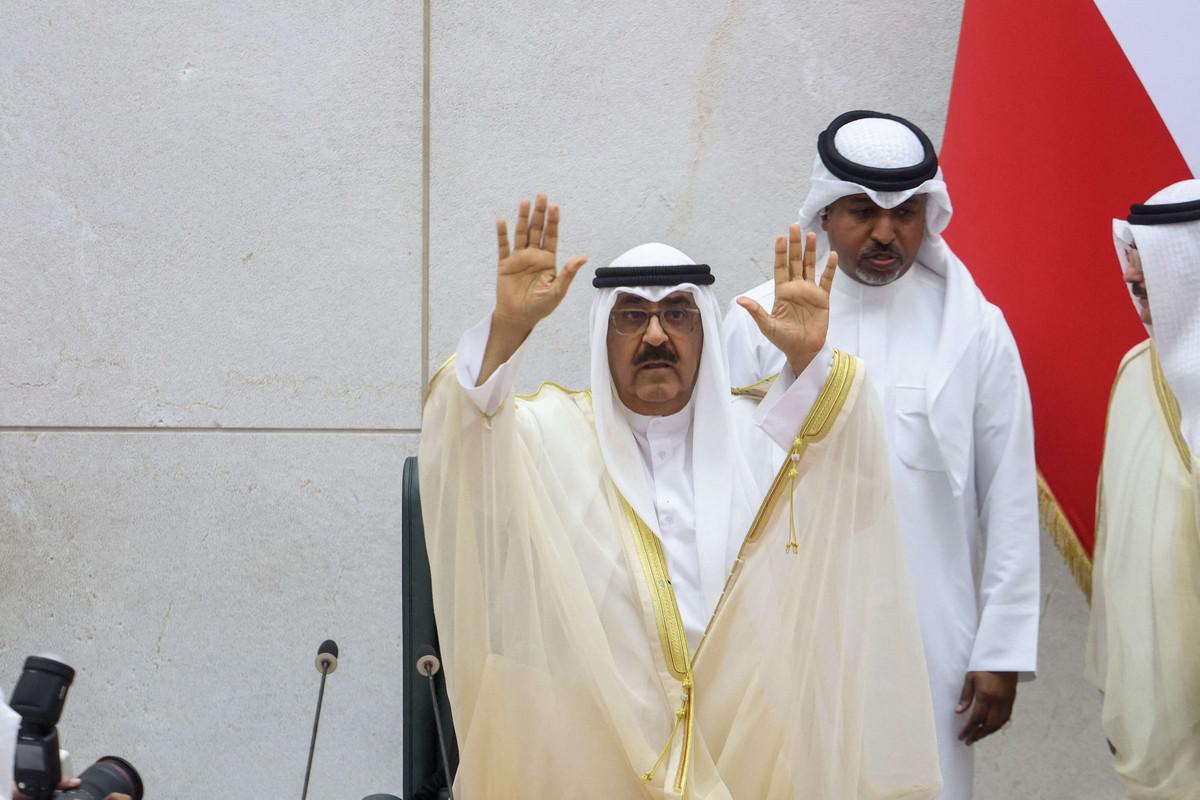 الأسرة الكويتية الحاكمة تسعى إلى فرض سيطرتها 