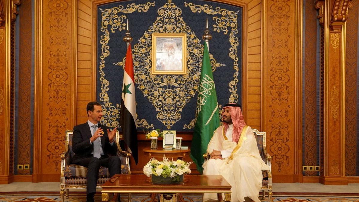 الأمير محمد الذي التقى الأسد على هامش القمة العربية قد يطرح خلال زيارته لفرنسا فك طوق العزلة الأوروبي على سوريا