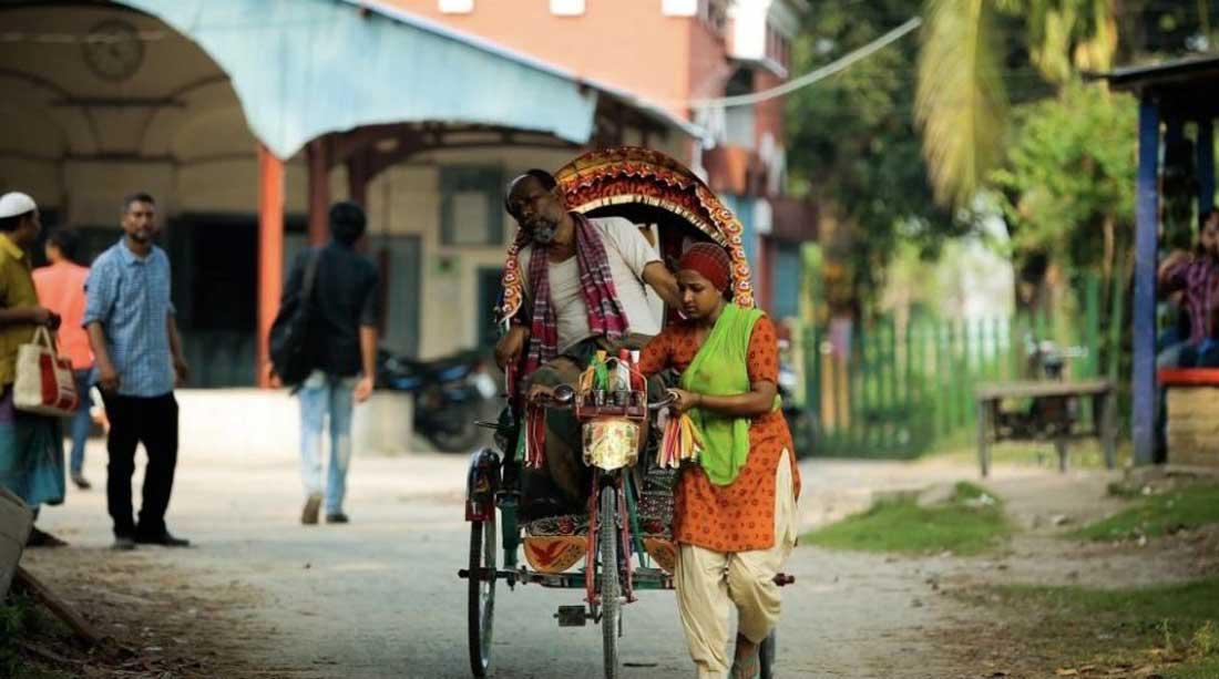 'فتاة الريكشو'