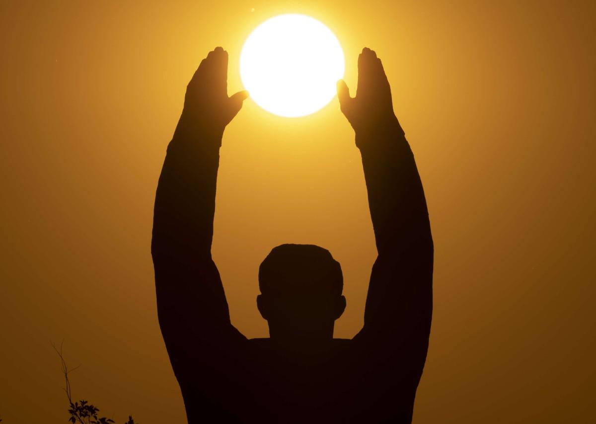 الشمس