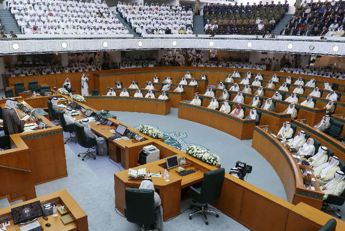 برلمان الكويت دخل في خلافات متكررة مع الحكومة
