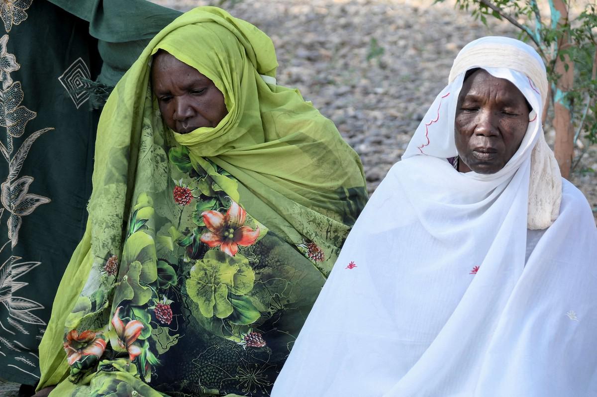 السودانيات تحولت حياتهن راسا على عقب
