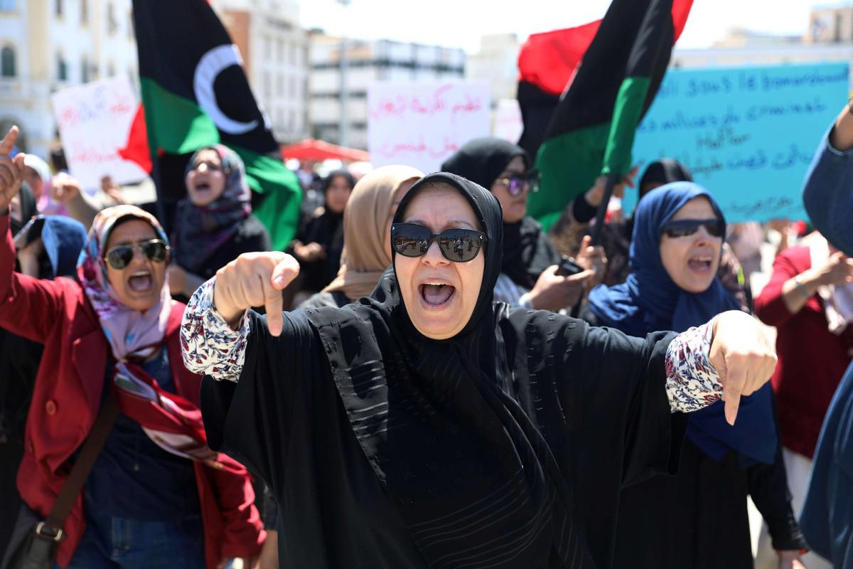 المجتمع الليبي ذكوري لا يقبل مشاركة المراة في الحياة السياسية