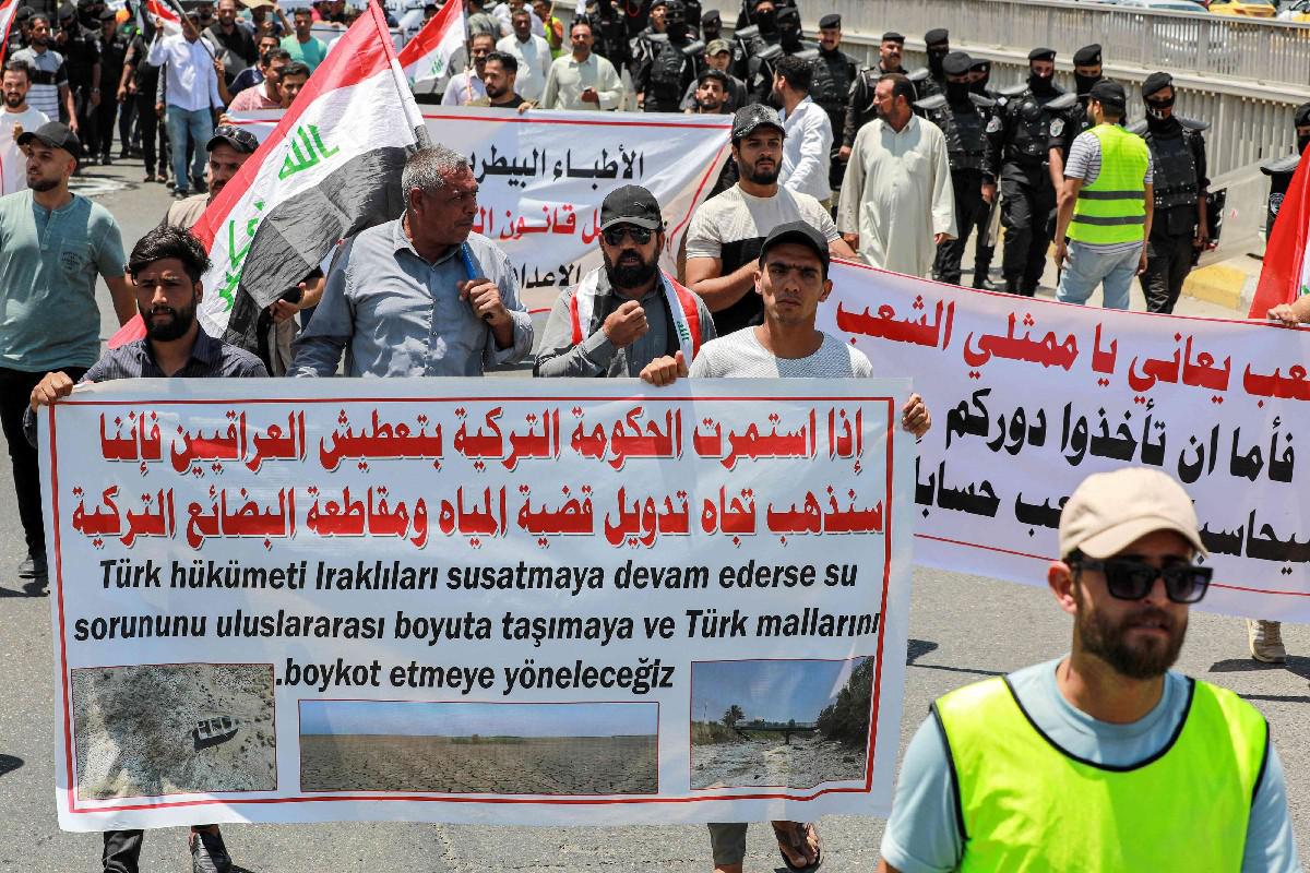 الحرّ والعطش يتحالفان ضد العراقيين