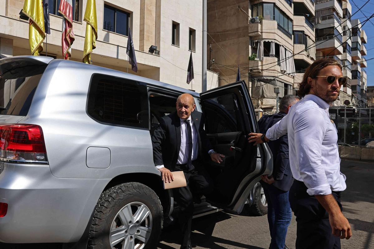 مشاورات الأزمة اللبنانية تعود إلى نقطة الصفر 