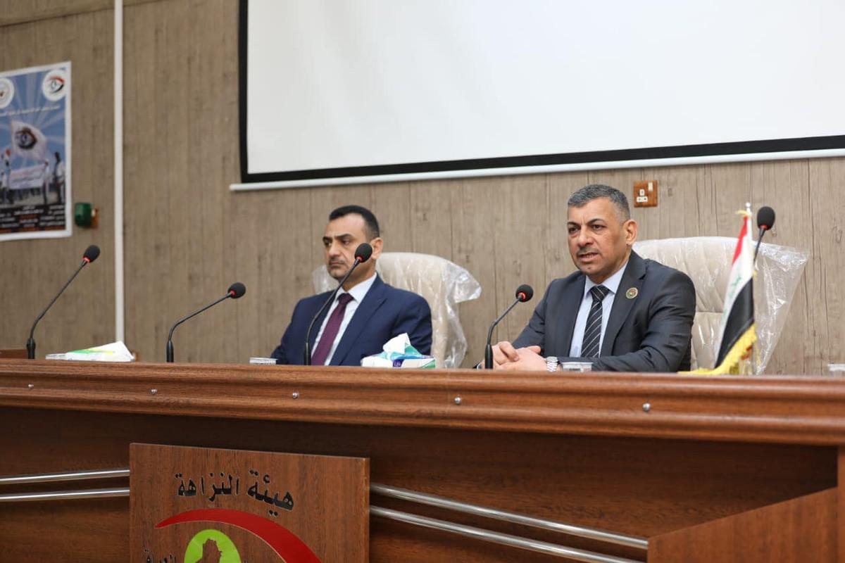 رئيس هيئة النزاهة الاتحادية يتعهد بجلب المتورطين في 'سرقة القرن' الفارين للخارج