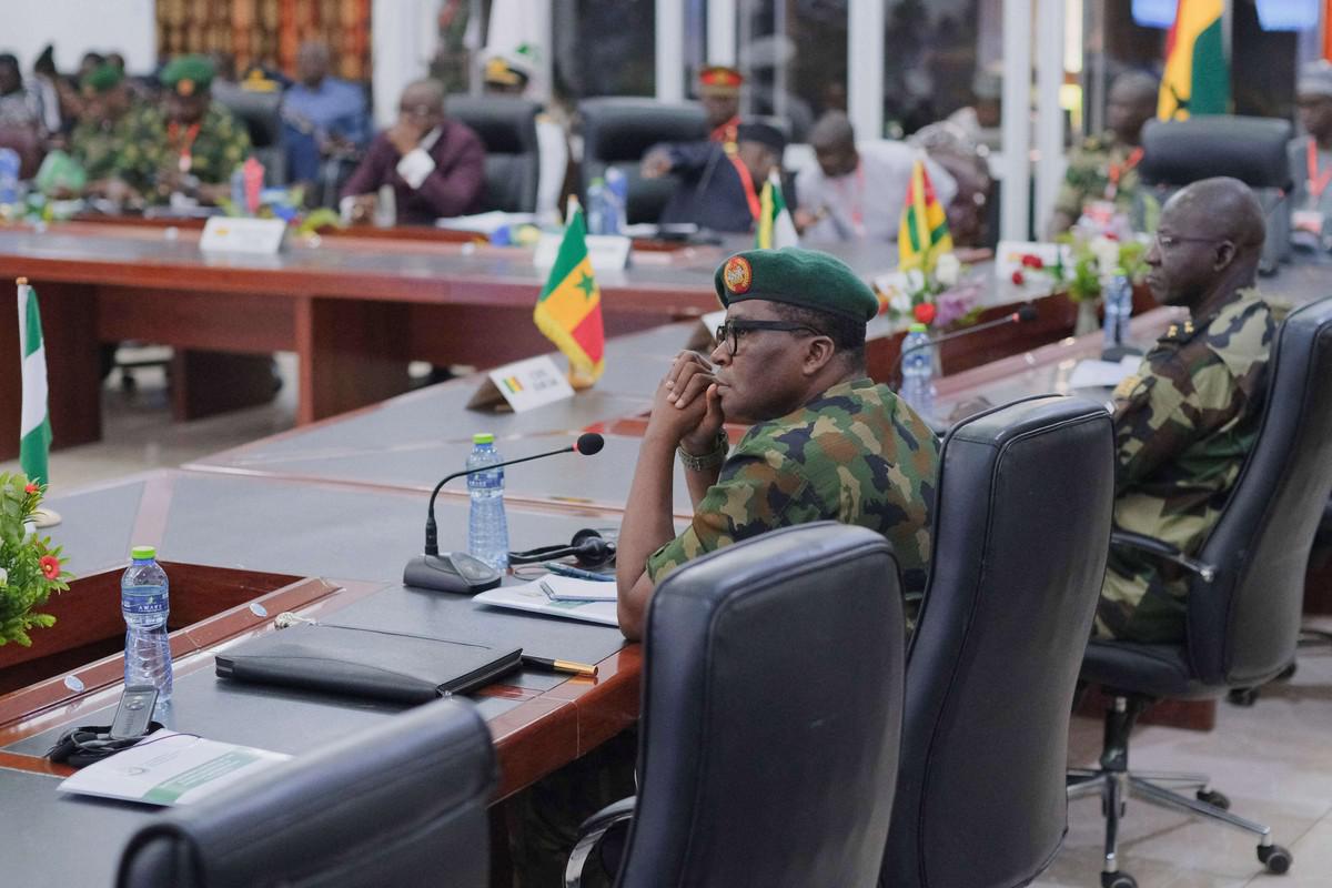 لا إجماع على استخدام القوة العسكرية في النيجر 