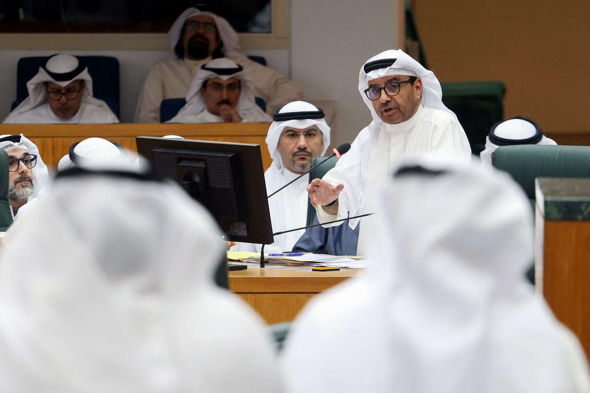 نواب كويتيون يحذّرون من ضرب حرية التعبير 