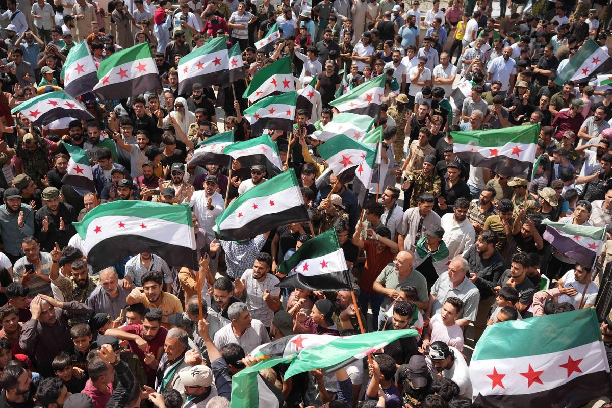 النظام السوري يواجه تحدي تعاظم الاحتجاجات