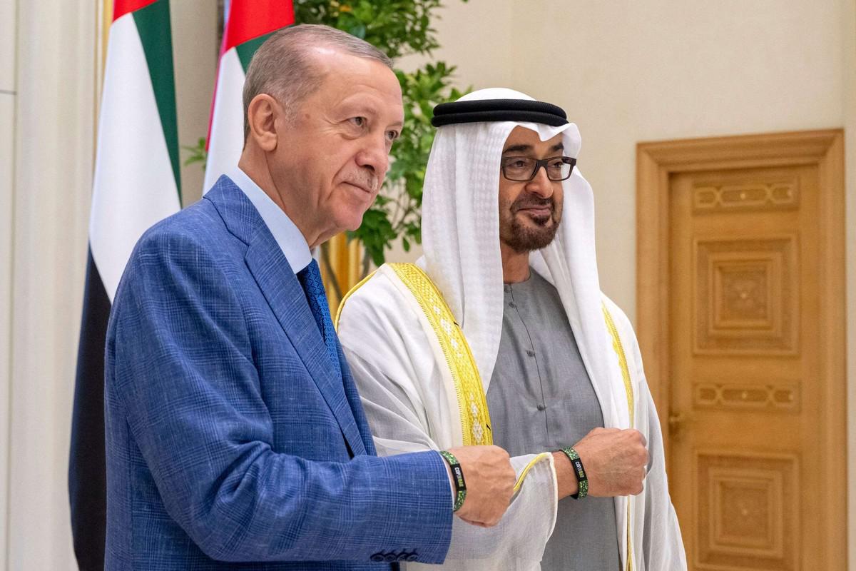 علاقات راسخة 