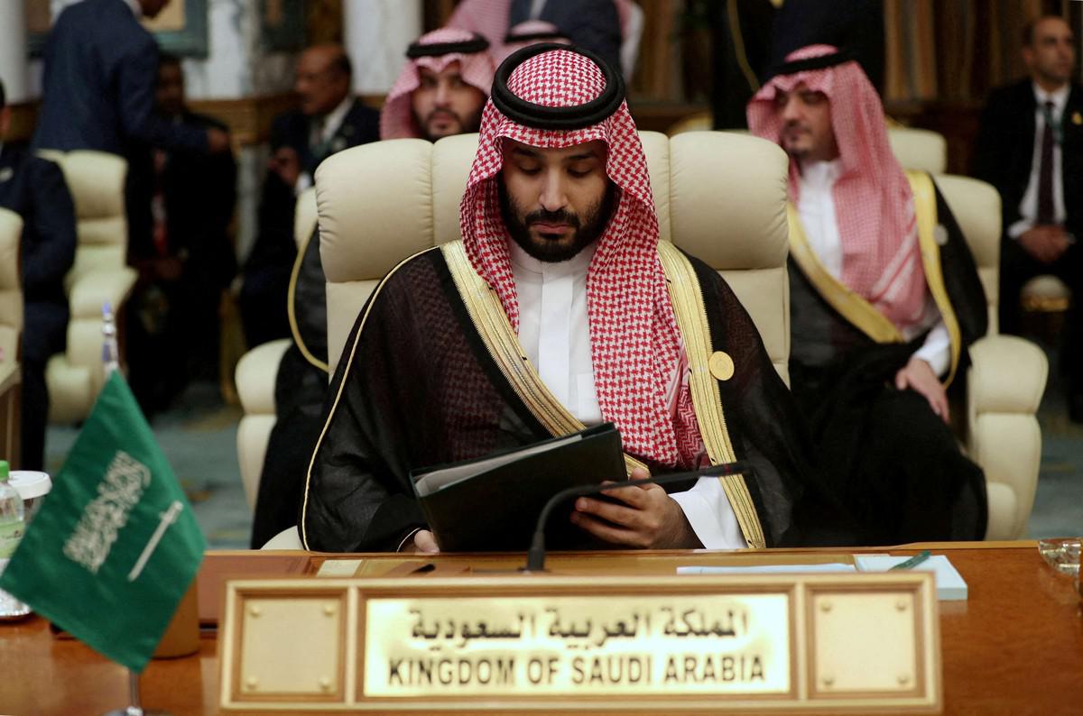 ملف شديد التعقيد