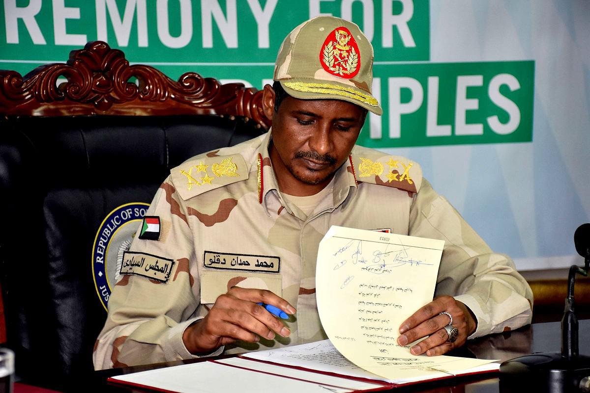 دقلو يرفض اية خطوة سياسية لا تصب في مصلحة السودانيين
