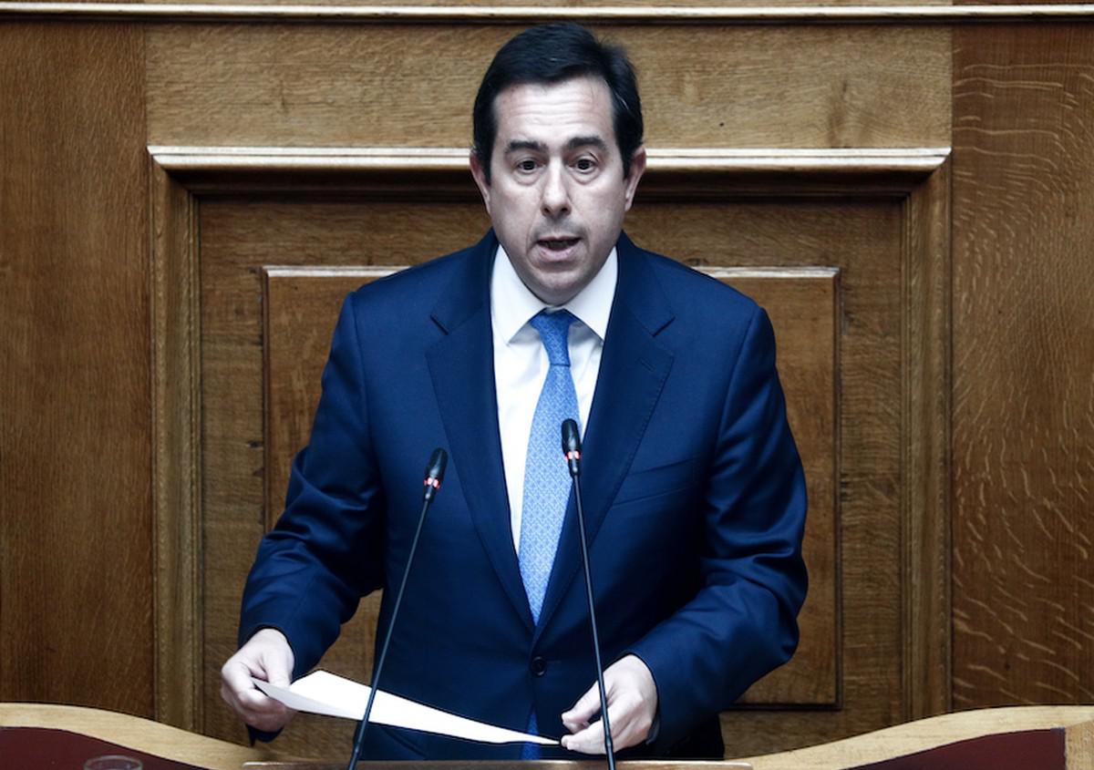 وزير الهجرة اليوناني يدعو إلى إنشاء آلية أوروبية مشتركة لإعادة اللاجئين