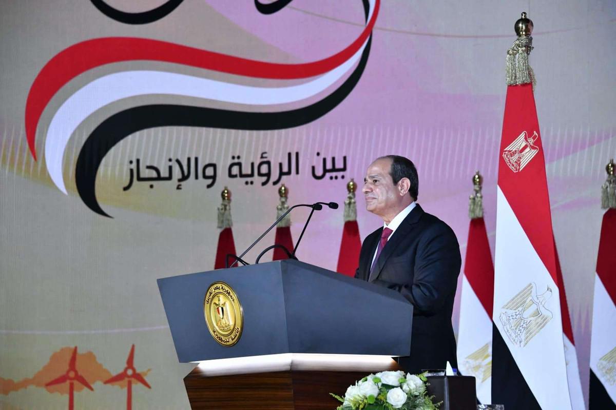 شعار السيسي هدفا لحملة الطنطاوي