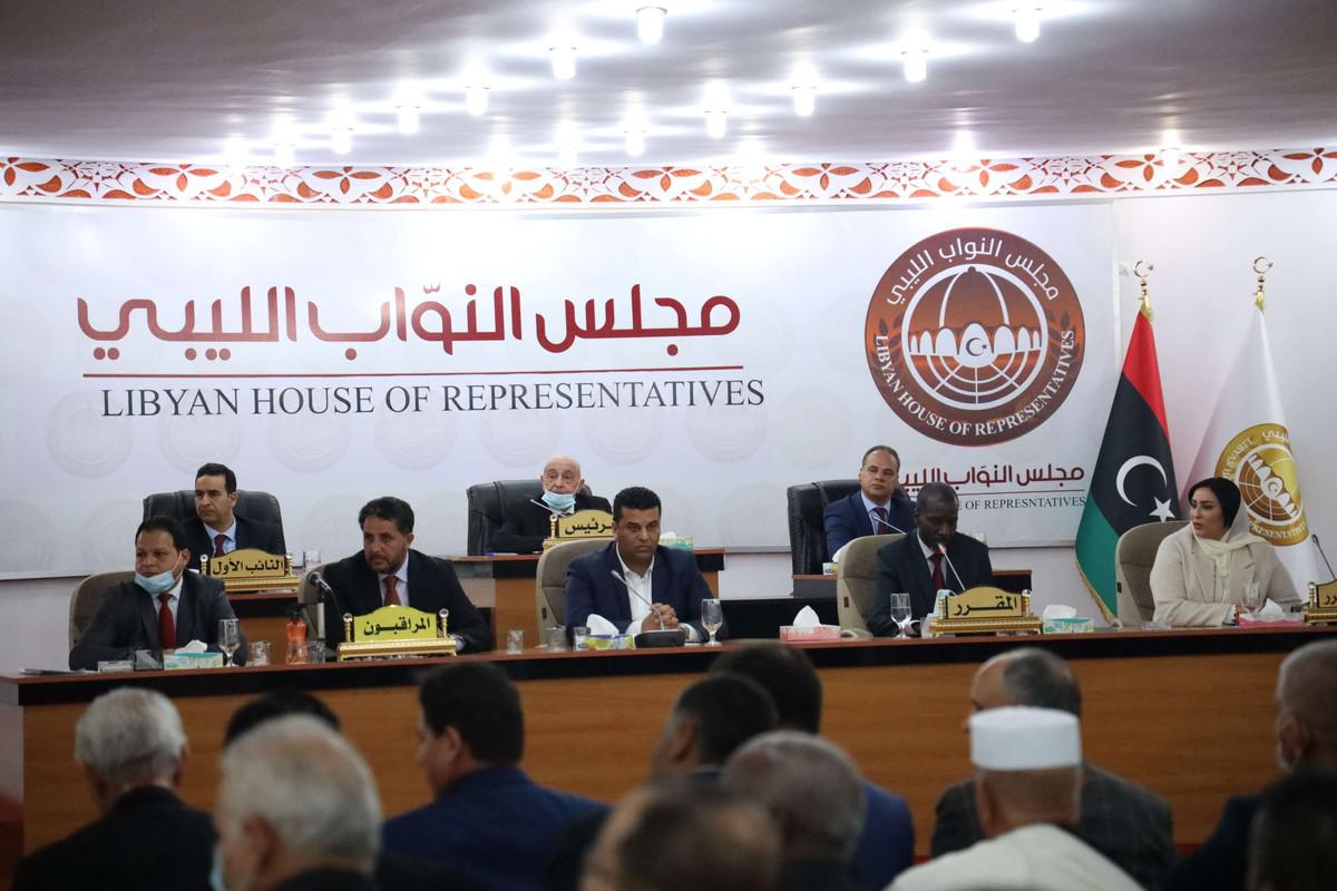 النقاش القادم حول تشكيل حكومة واحدة على مستوى ليبيا