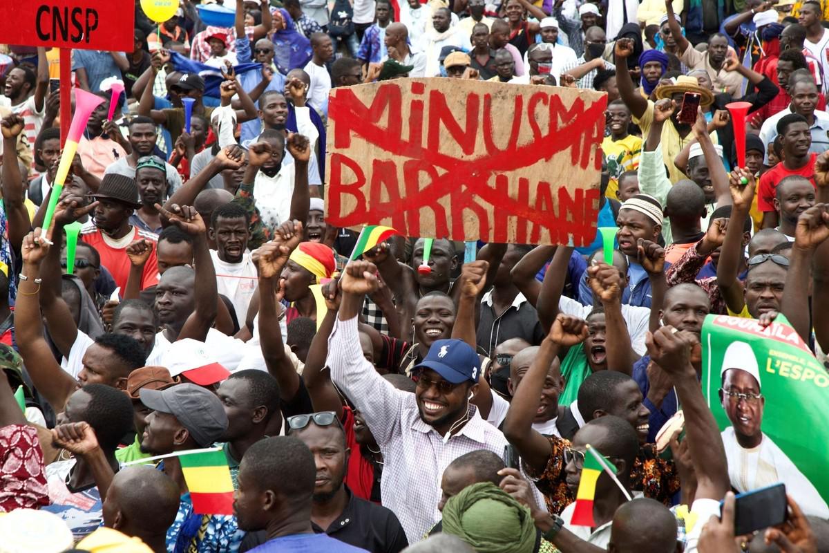 بوركينا فاسو والنيجر ومالي تتهم باريس بلعب دور مبالغ فيه على أراضيهم