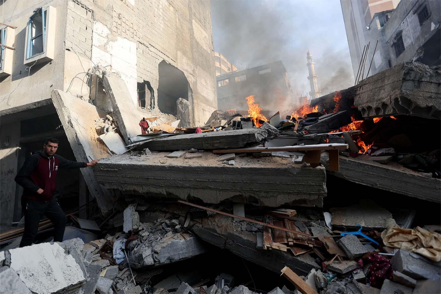 Israel pounding southern Gaza 