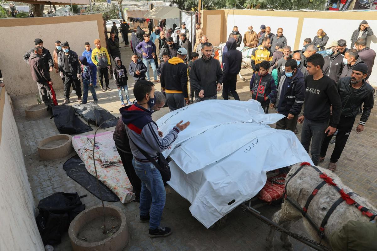 حصيلة الحرب على غزة تقترب من 26 ألف فلسطيني